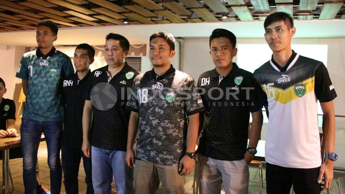 Suasana team launching Vamos FC di salah satu hotel di Kota Surabaya. - INDOSPORT